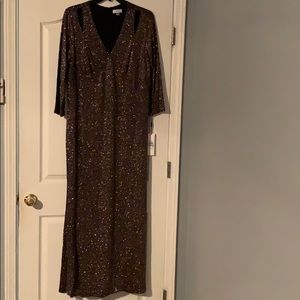 Elegant Shimmering Gold Gala Dress